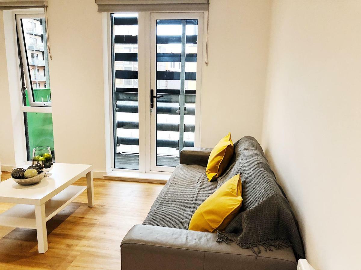 Ekhaya Three Apartment Manchester Exterior photo